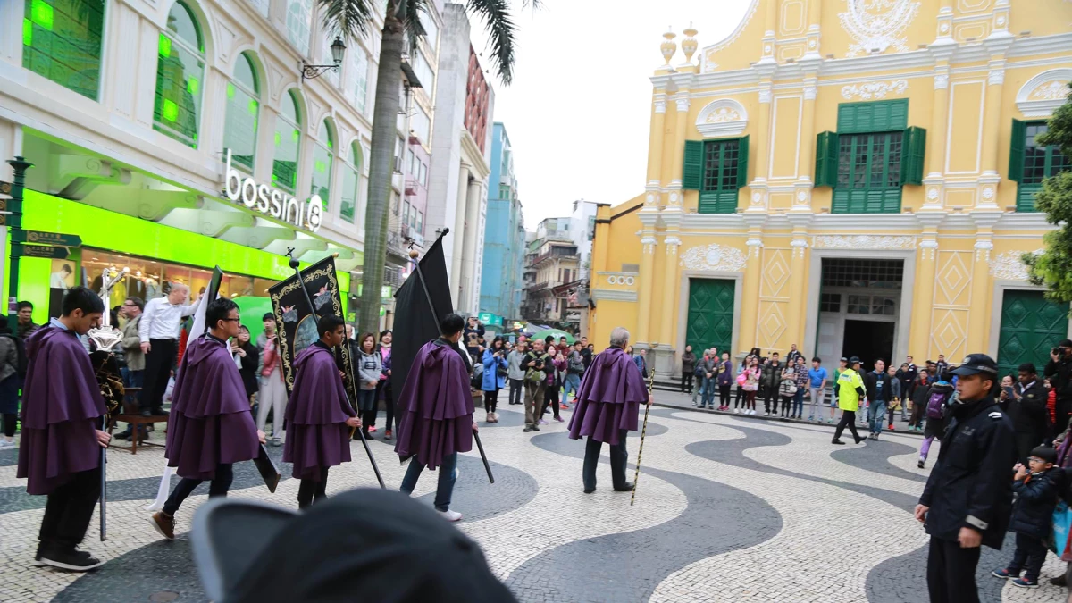 駐足於玫瑰聖母堂