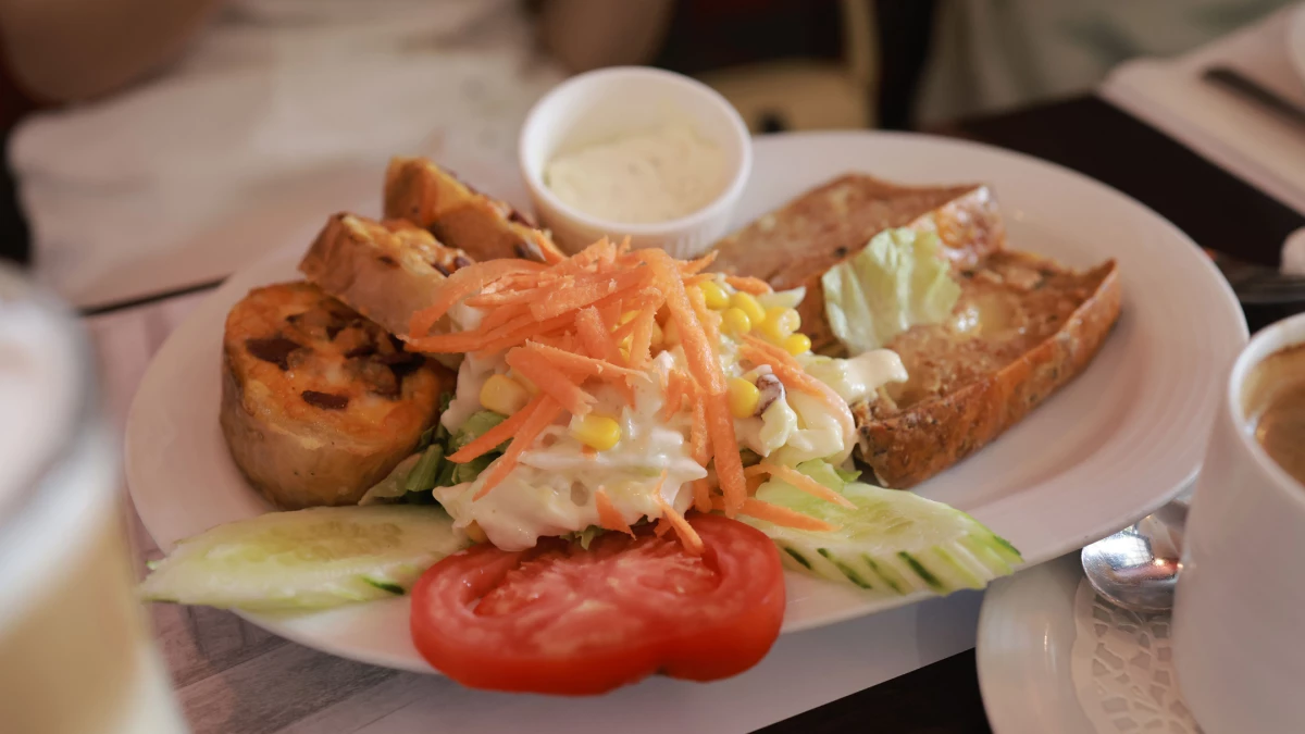 你以為來路環，只是為了買葡撻？